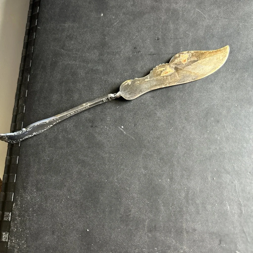 Antique Silverplate Butter Pick | WM Rogers and Son AA Dogwood Flower